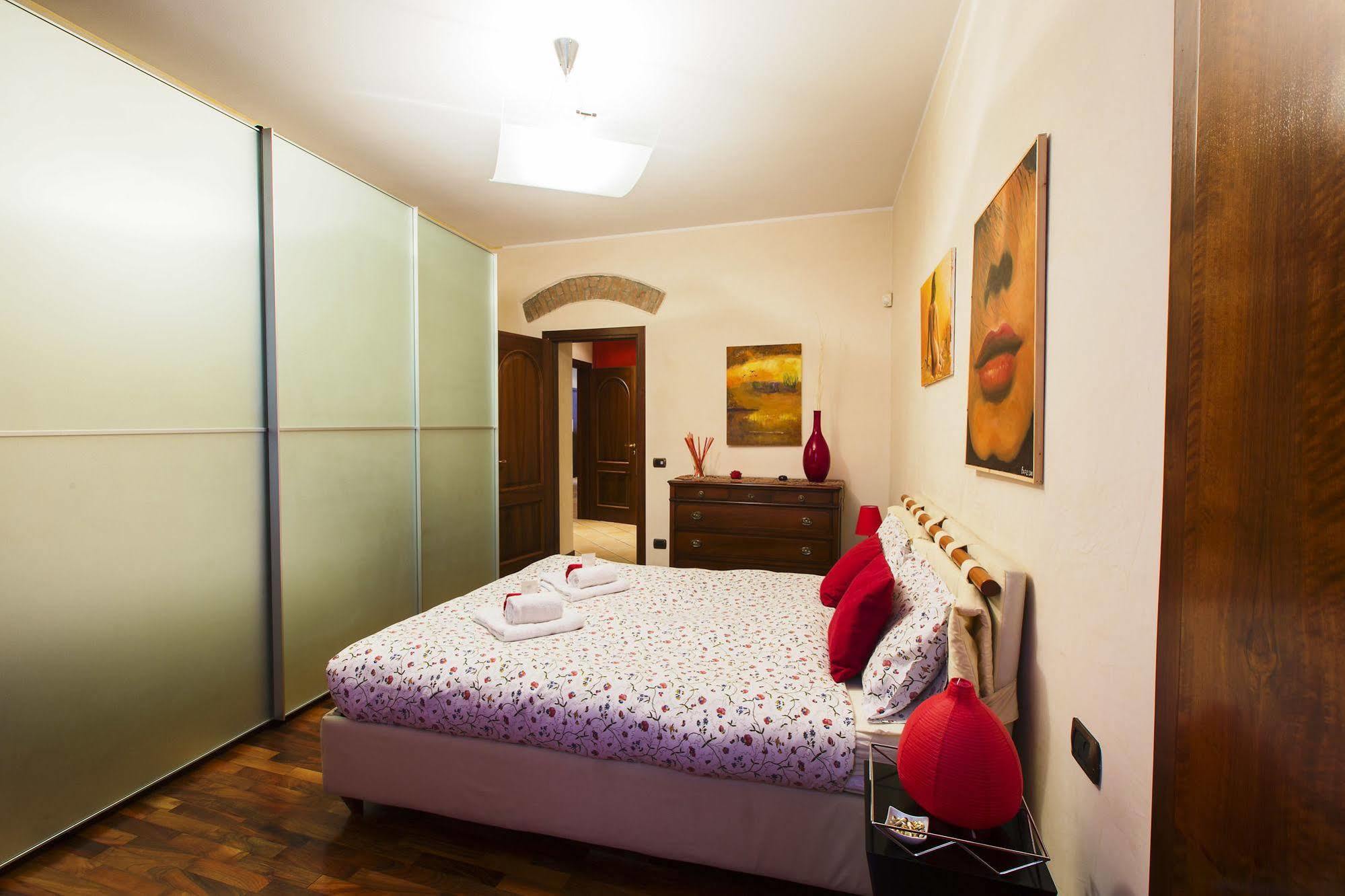 Ferienwohnung La Rosa Scarlatta Bergamo Exterior foto